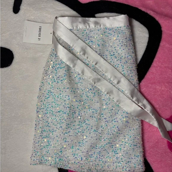 Forever 21 White Sequin Wrap Skirt - Picture 8 of 14